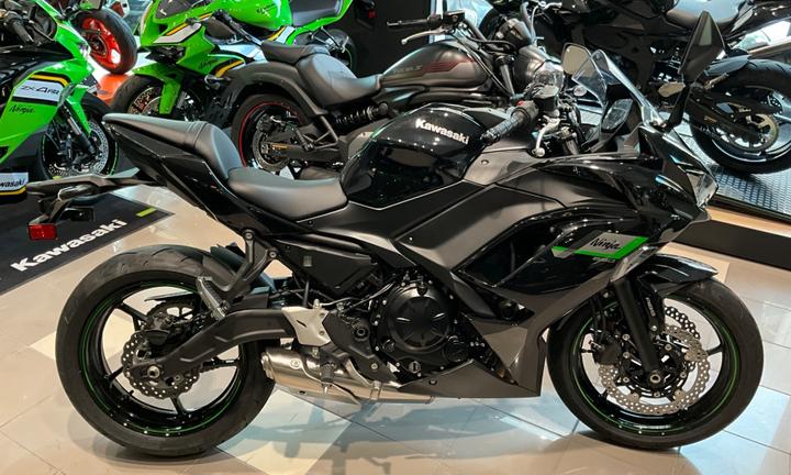 Kawasaki Ninja 650 anno 2025 Pronta consegna