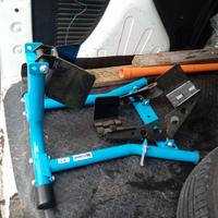 ferma moto per carrelli 