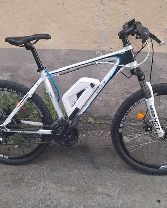 montanbike elettrica NCM