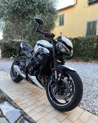 Triumph Street Triple 765 R - MY23 - In Garanzia -
