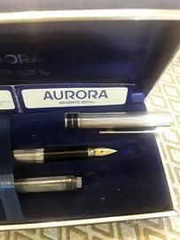 penna stilografica  argento  marca Aurora