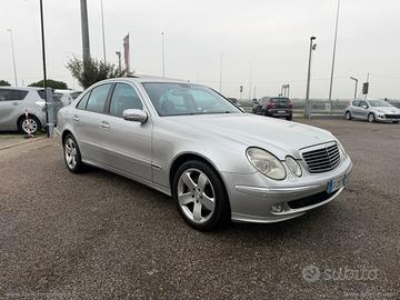 MERCEDES-BENZ E 320 CDI CAT Avantgarde AUTOMATIC