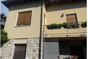 Villa bifamiliare a Gardone Riviera (BS)