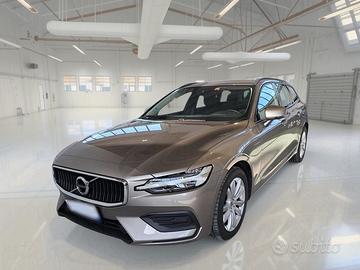 VOLVO V60 B4 D AUTOM. MOMENTUM BUSINESS STATION WA