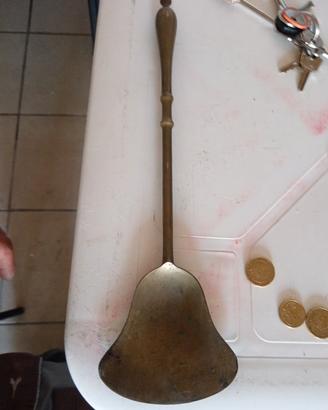 Calza piede in ottone anni 50