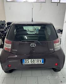 TOYOTA iQ - 2009 cambio automatico