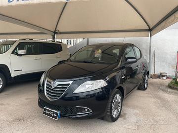 Lancia Ypsilon 1.3 MJT 16V 95 CV 5 porte S&S Silve