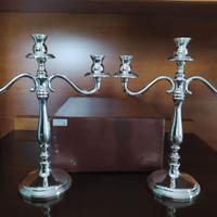 Coppia di candelabri in argento 800 massiccio