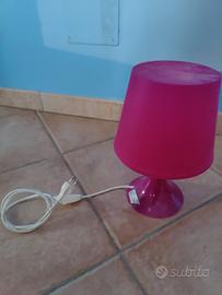 Lampada da tavolo ikea viola