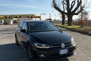 Volkswagen Polo Highline 95cv DSG - R Line