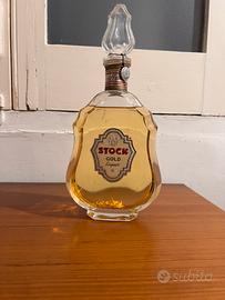 Stock gold liquor