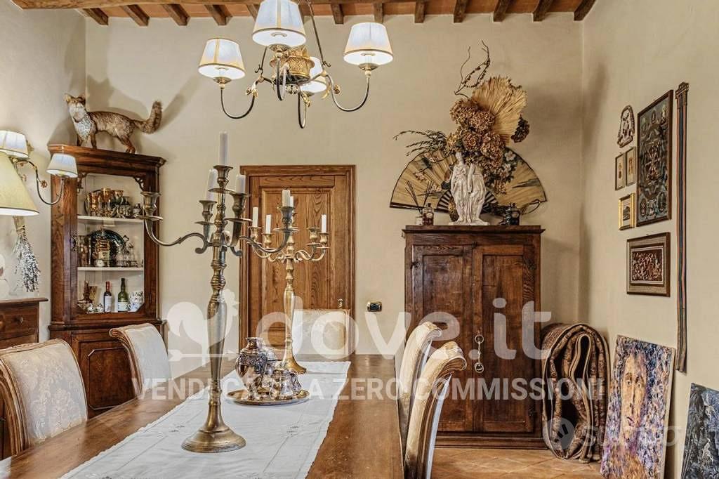 Villa di 301 m² con più di 5 locali a Empoli - Vista 6