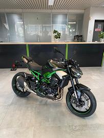Kawasaki Z 900 2025
