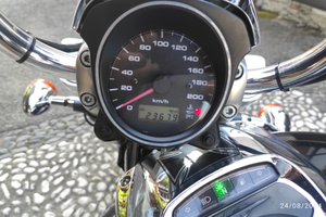 Intruder 800