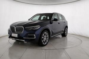 BMW X5 xdrive30d mhev 48V xLine auto