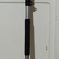 forbice potatura a batteria su asta