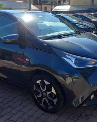 TOYOTA Aygo 1.0 VVT-i 72 CV 5 porte x-play