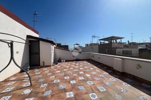 3 LOCALI A GAETA