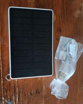 Power bank solare