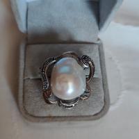 anello con perla in oro e argento 