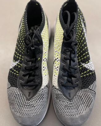 NIKE Air Max Flyknit Racer