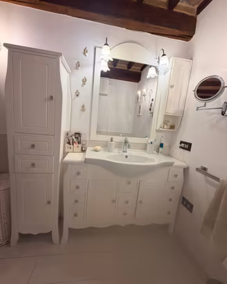 Composizione mobile bagno