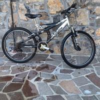 bici mountan bike atala biammortizzata