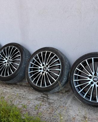SET CERCHI IN LEGA 18” GOMME 235/40/18 FORD