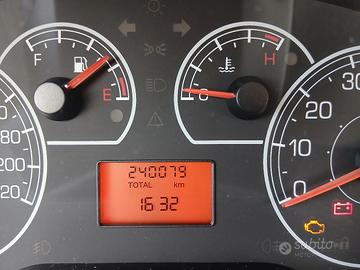 Fiat punto evo  a Nicosia