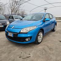 Renault Megane Mégane 1.5 dCi 110CV Live - NeoPate