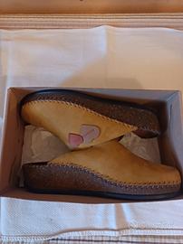 pantofole donna in pelle e gomma nuove