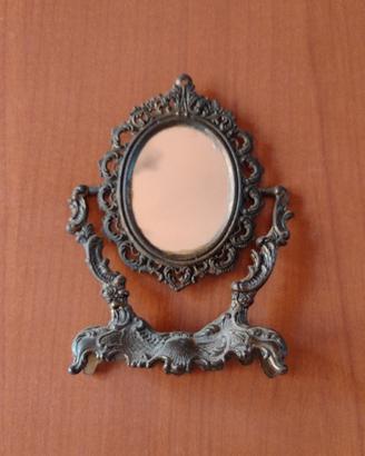 Antico specchio basculante