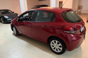 Peugeot 208 BlueHDi 75 5 porte Allure