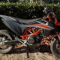 Ktm 690 Smc R A2 - Model year 2024. 3900 KM