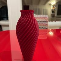 Vaso Spirale Rosso Stampato in 3D - Design Moderno