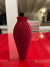 Vaso Spirale Rosso Stampato in 3D - Design Moderno