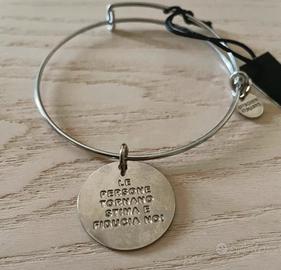 Bracciale rigido