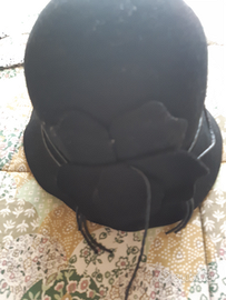 Cappello nero lana 100%