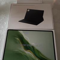 Honor Magic Pad 2 con Accessori