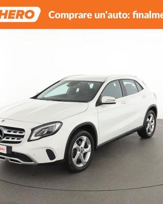 MERCEDES-BENZ GLA 220 NY46647