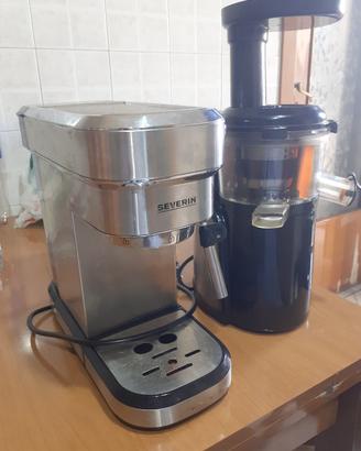 macchina da caffè e spremiagrumi elettrico 