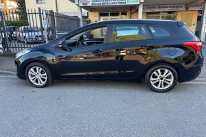 Hyundai i30 Wagon 1.6 CRDi Go! Brasil