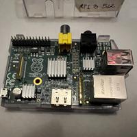 Raspberry Pi B 512Mb, mini computer con case