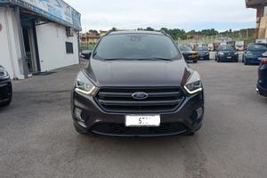 Ford Kuga 1.5 TDCI 120 CV S&S 2WD ST-Line