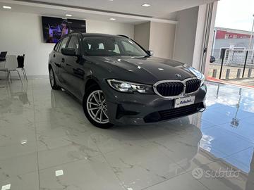 BMW 318 d 48V Touring Business Advantage