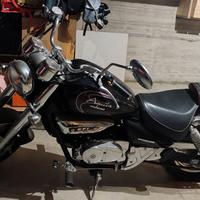 Hyosung Aquila 250