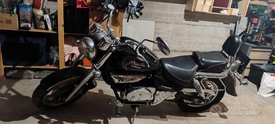 Hyosung Aquila 250