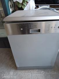 Lavastoviglie perfettamente funzionante