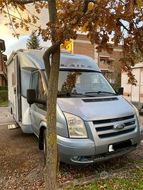 Camper Laika Compact semi integrale