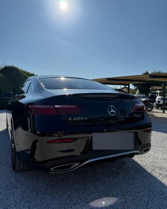 MERCEDES E COUPÉ 4 MATIC